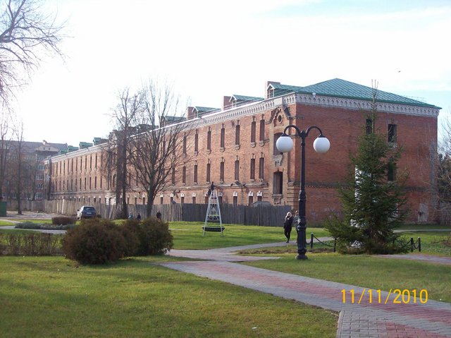 Казарми