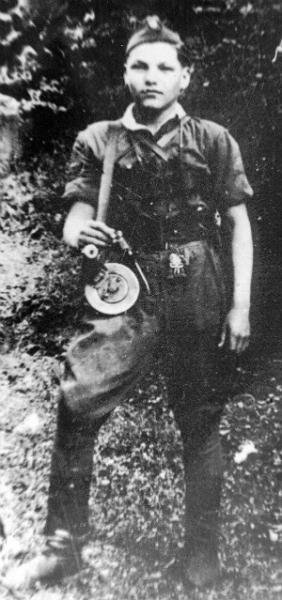 Юний повстанець з Гуцульщини Славко Пилипчук, 1949 р. Це і наступні фото - з архіву Центру досліджень визвольного руху