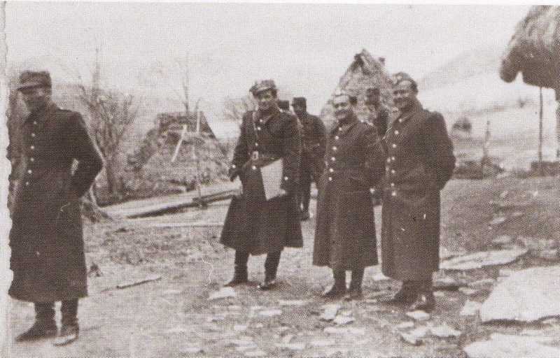 1947 рік. Польські штабні офіцери під час проведення акції «Вісла». 