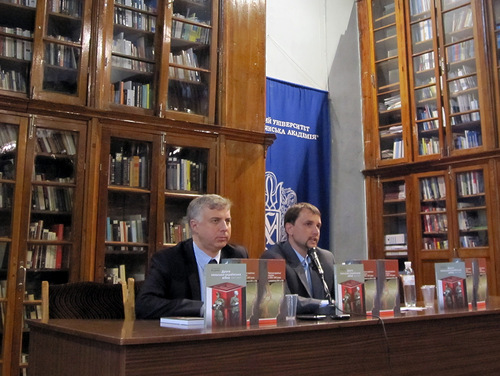 Ліворуч — президент Києво-Могилянської академії Сергій Квіт